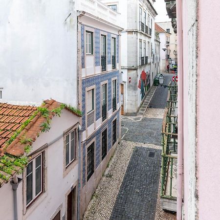 Апартаменты Portas Do Bairro Лиссабон Номер фото
